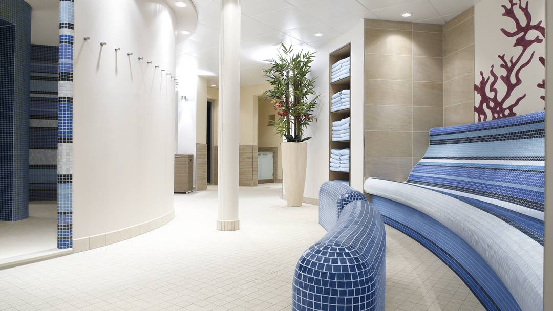 Thomson Cruises TUI Explorer Interior Spa 2.jpg